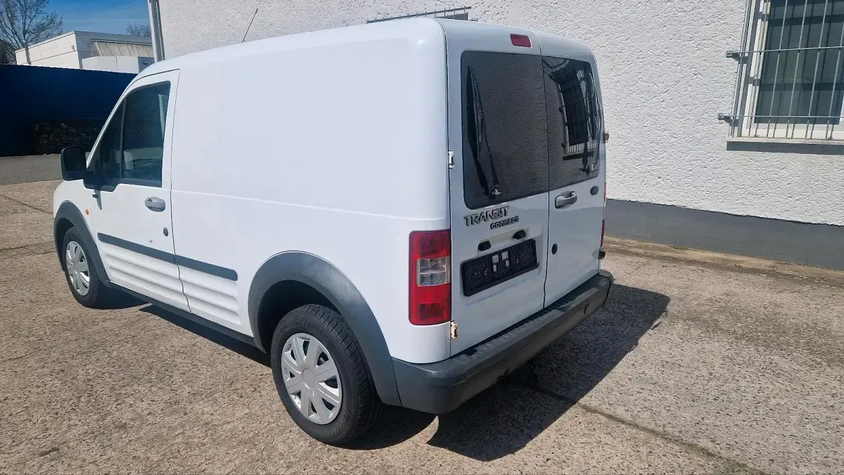 Gebraucht Ford Transit Connect 75 PS (55 kW) 2006 Weiß Van / Kleinbus
