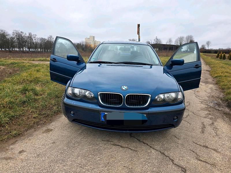 Gebraucht BMW 316 118 PS (86 kW) 2002 Blau Limousine