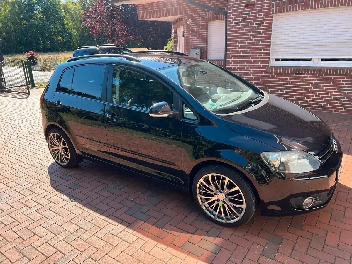 Gebraucht VW Golf VI 140 PS (102 kW) 2009 Schwarz Limousine