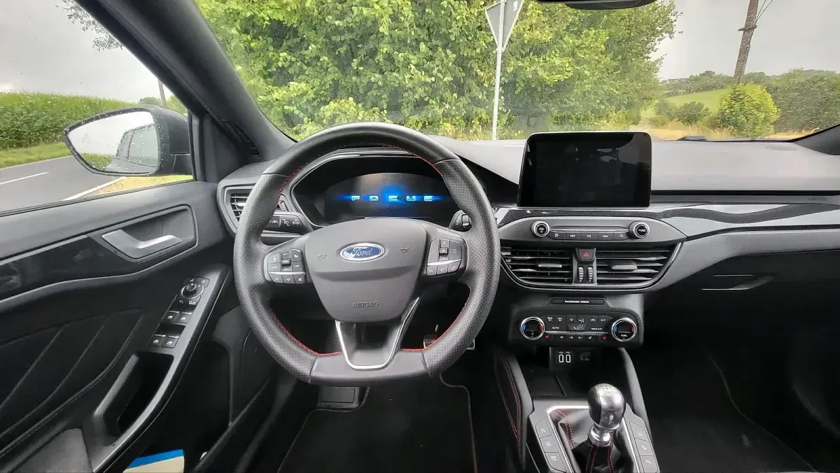 Gebraucht Ford Focus ST-Line X 125 PS (91 kW) 2022 Grau Kombi