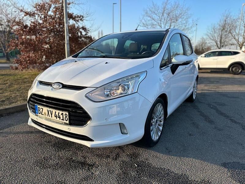 Gebraucht Ford B-MAX 125 PS (91 kW) 2013 Weiß Van / Kleinbus