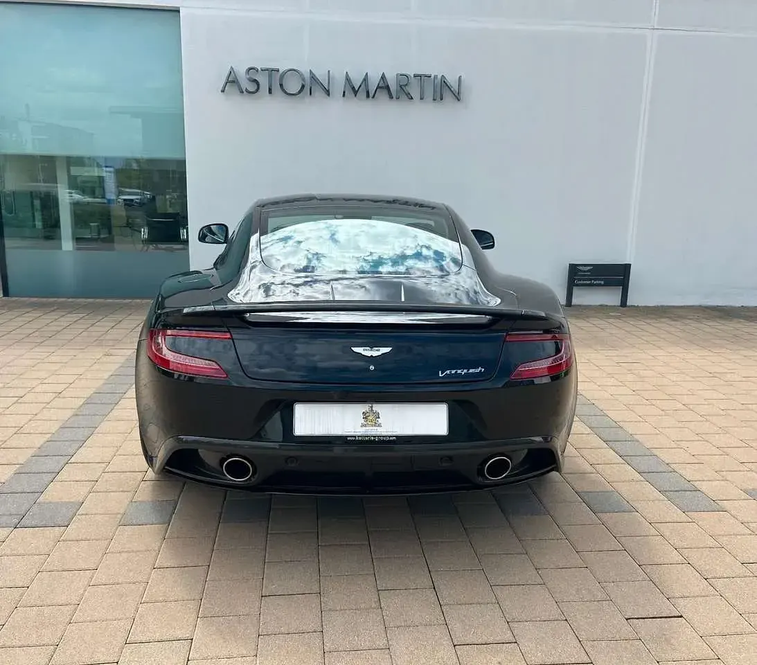 Gebraucht Aston Martin Vanquish 572 PS (420 kW) 2014 Onyx black Coupé