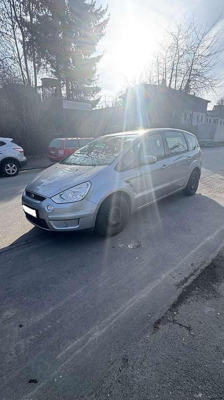 Gebraucht Ford S-MAX Trend 145 PS (106 kW) 2008 Van / Kleinbus