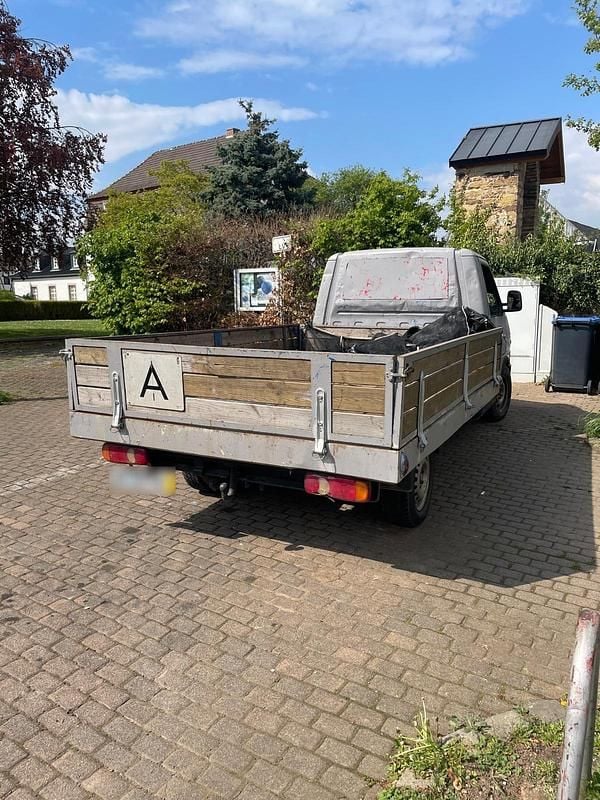 Second-hand VW T4 65 CP (47 kW) 1991 Gri Van