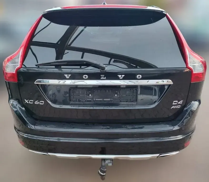 Gebraucht Volvo XC60 181 PS (133 kW) 2015 Schwarz SUV