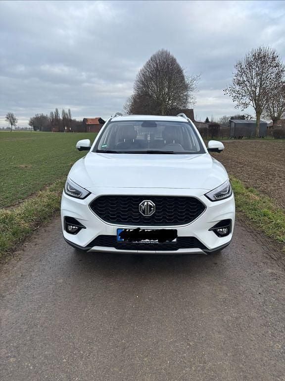 Weiß Gebraucht 2023 MG ZS Luxury SUV | 14.500 € (Superpreis) - Bild 1/4