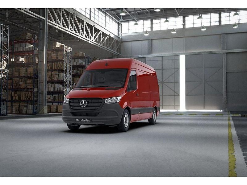 Gebraucht Mercedes Sprinter 150 PS (110 kW) 2022 Rot Van