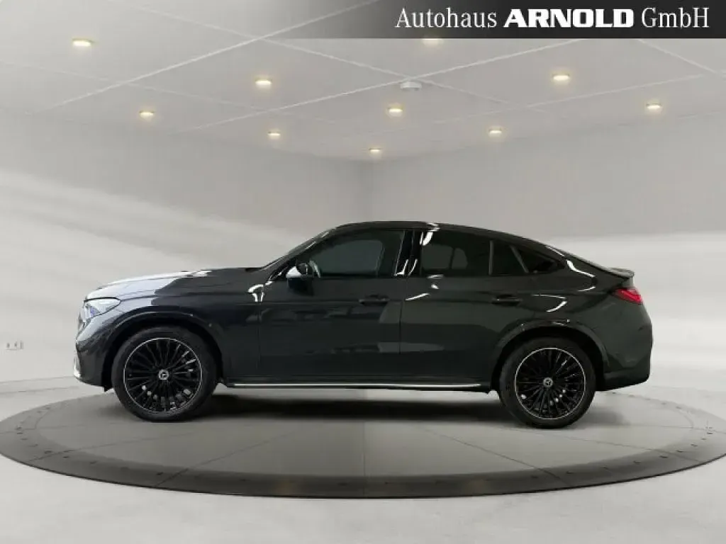 Gebraucht Mercedes GLC300 258 PS (189 kW) 2025 Graphitgrau (metallic) Coupé