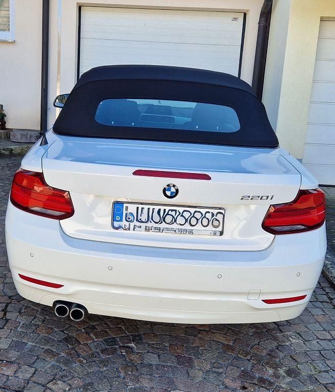 Gebraucht BMW 220 Advantage 184 PS (135 kW) 2018 Weiß Cabrio