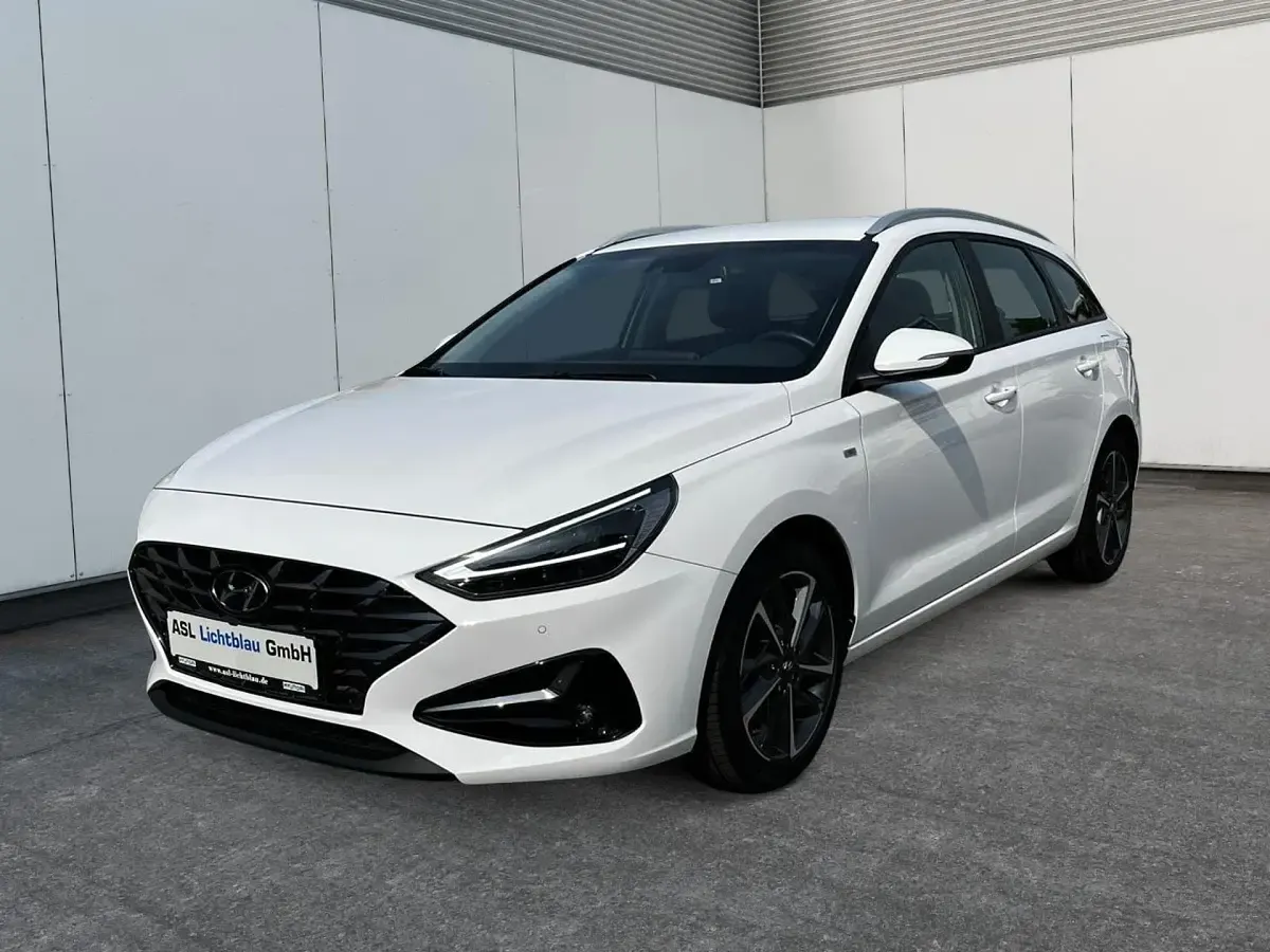 Gebraucht Hyundai i30 Trend 160 PS (117 kW) 2023 Kombi