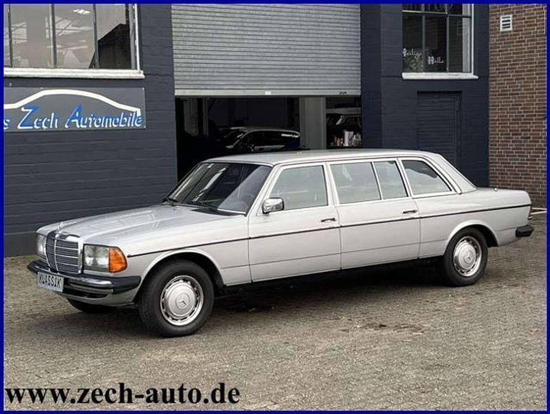 Astralsilber metallic Gebraucht 1985 Mercedes 300 Limousine | 19.950 € - Bild 1/4