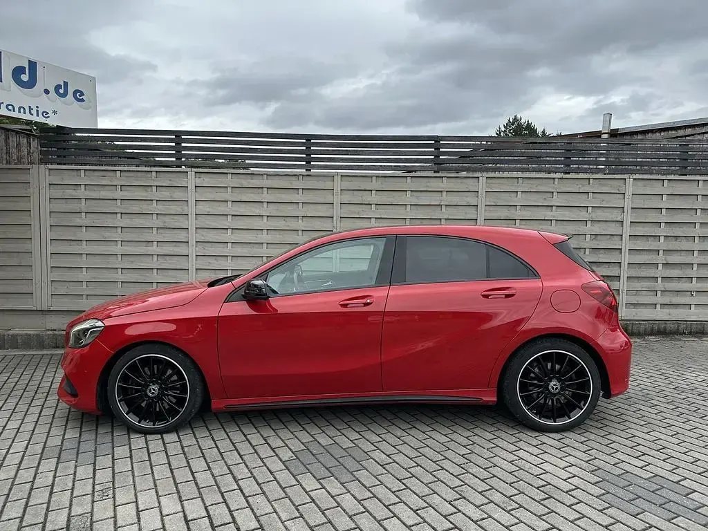 Gebraucht Mercedes A220 AMG 184 PS (135 kW) 2016 Rot Kleinwagen