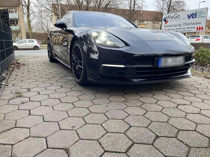Gebraucht Porsche Panamera 441 PS (324 kW) 2017 Schwarz Limousine