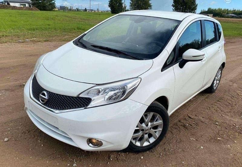 Weiß Gebraucht 2015 Nissan Note Acenta Van / Kleinbus | 3.300 € (Superpreis) - Bild 1/4