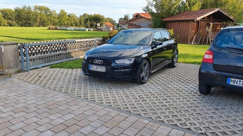 Second-hand Audi A3 S-Line 179 CP (131 kW) 2016 Negru Berlinǎ