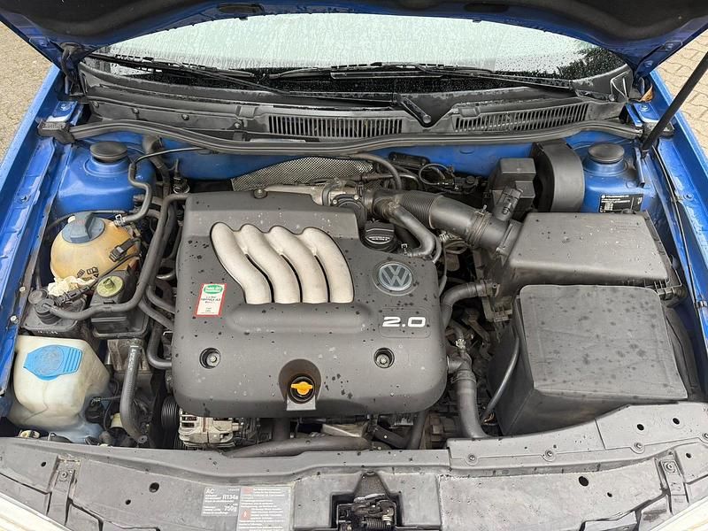 Gebraucht VW Golf IV 2001 Blau Limousine