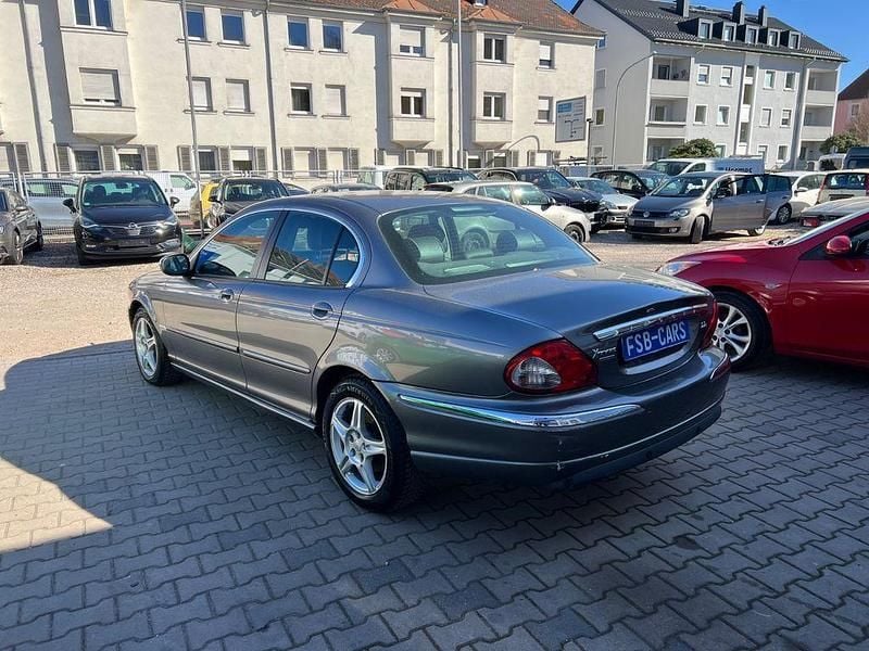 Gebraucht Jaguar X-type Executive 145 PS (106 kW) 2007 Grau Limousine