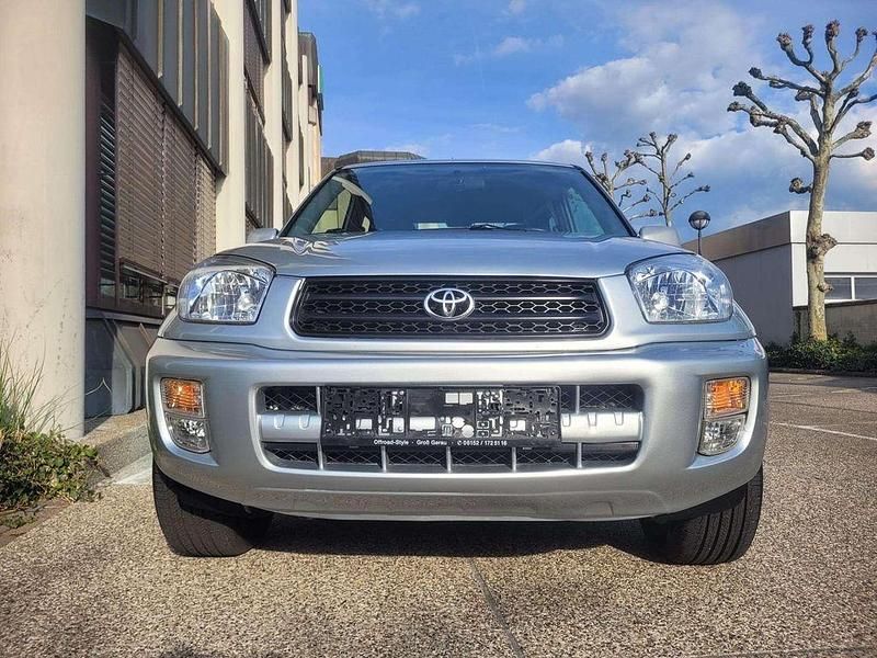 Gebraucht Toyota RAV4 150 PS (110 kW) 2002 Silber SUV