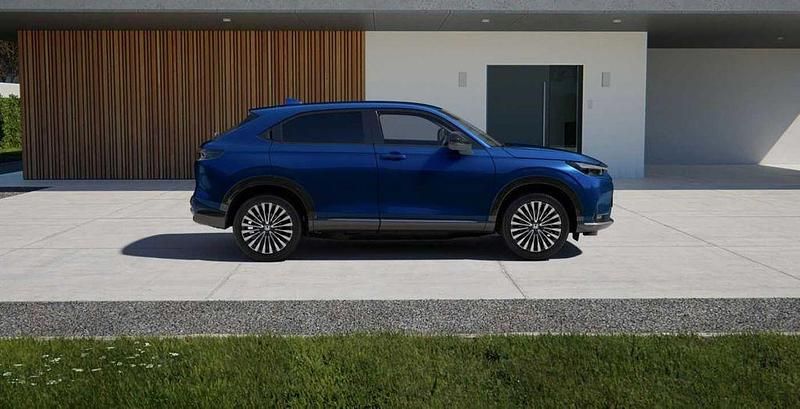 Neu Honda e:Ny1 150 kW (204 PS) 2025 Blau SUV