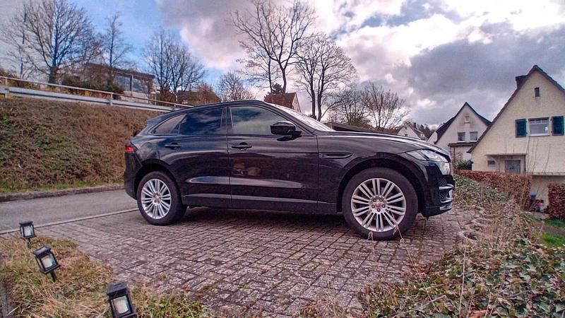 Gebraucht Jaguar F-Pace Portfolio 300 PS (220 kW) 2016 Schwarz SUV