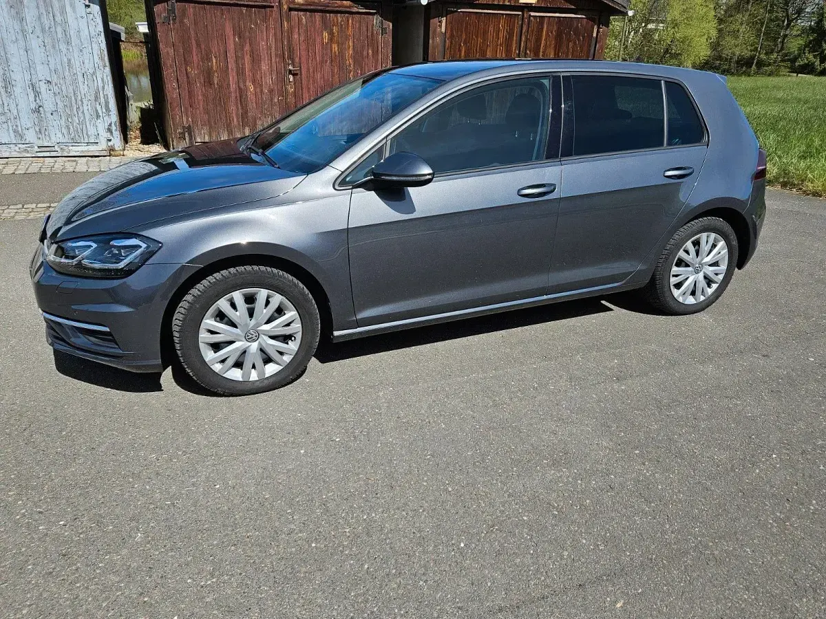 Second-hand VW Golf VII Comfortline 125 CP (91 kW) 2017 Gri Berlinǎ