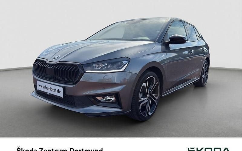 Graphitegrau metallic Gebraucht 2024 Skoda Fabia Monte Carlo Limousine | 26.131 € (Fairer Preis) - Bild 1/4