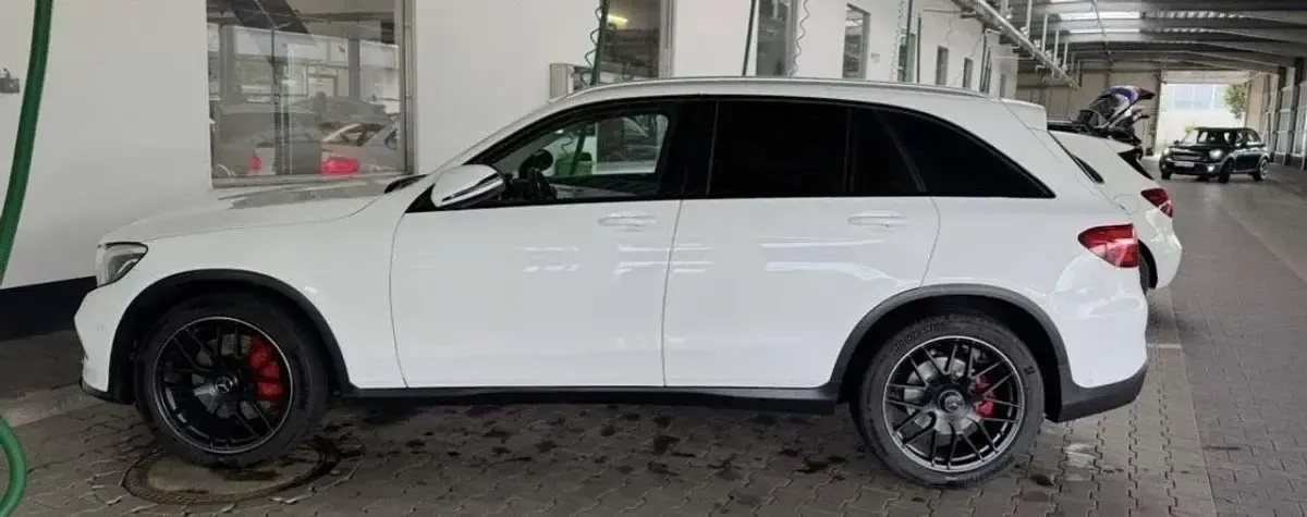 Gebraucht Mercedes GLC300 245 PS (180 kW) 2018 Weiß SUV