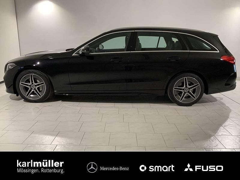 Gebraucht Mercedes C300 AMG 258 PS (189 kW) 2024 Lack obsidianschwarz Kombi