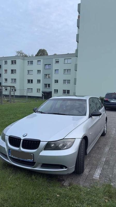 Gebraucht BMW 320 177 PS (130 kW) 2007 Kombi