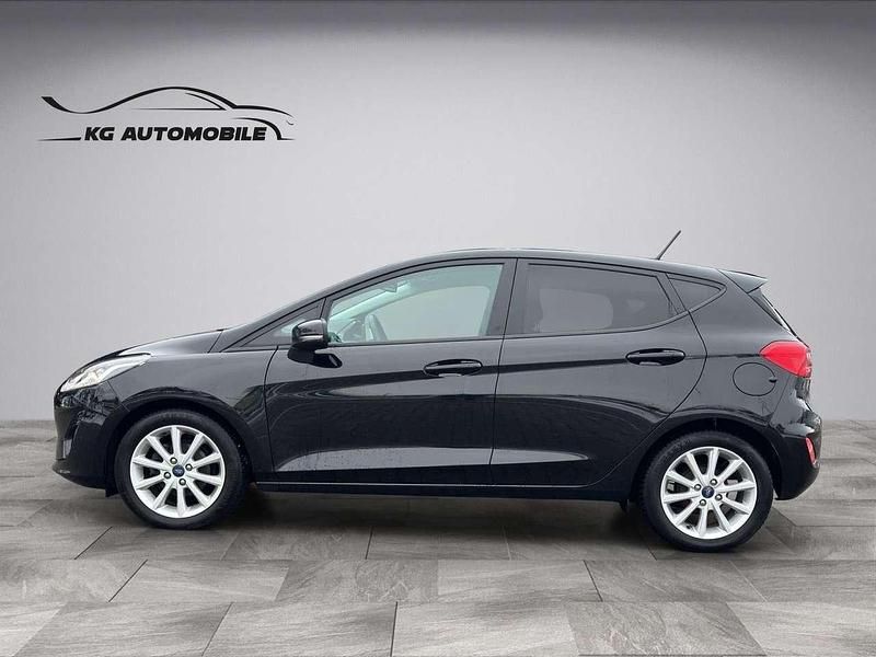 Gebraucht Ford Fiesta Cool & Connect 101 PS (74 kW) 2018 Schwarz Kleinwagen