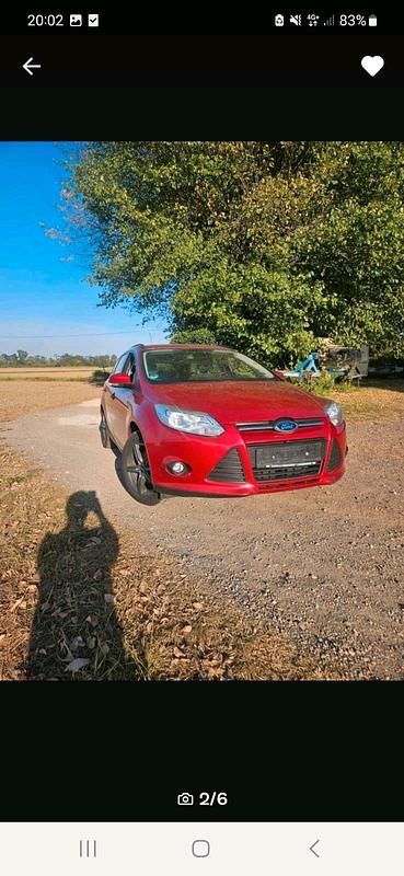 Gebraucht Ford Focus 100 PS (73 kW) 2014 Kombi