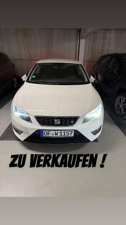 Weiß Gebraucht 2013 Seat Leon SC FR Kleinwagen | 6.900 € (Fairer Preis) - Bild 1/4