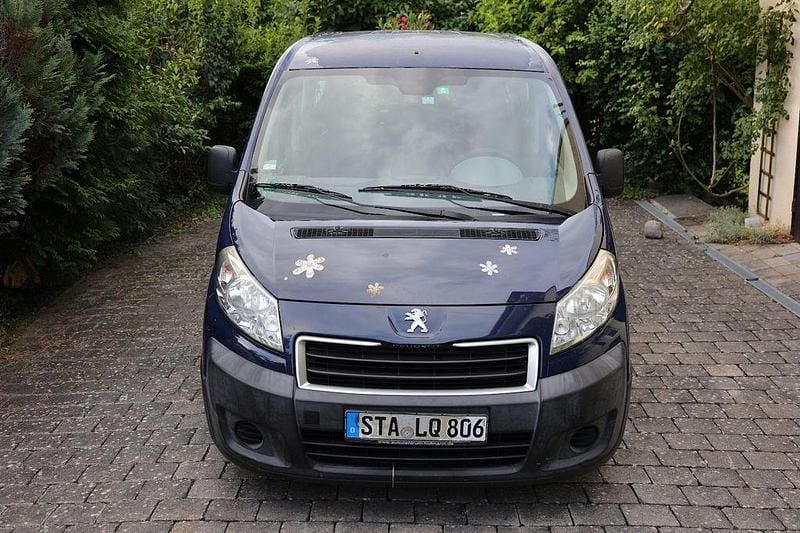 Blau Gebraucht 2012 Peugeot Expert Van | 5.200 € (Fairer Preis) - Bild 1/4