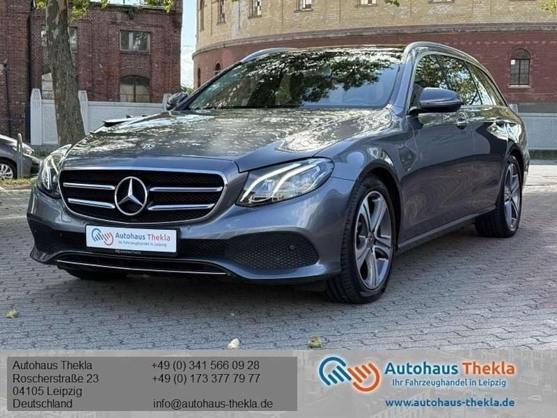 Grau Gebraucht 2020 Mercedes E220 Avantgarde Kombi | 28.900 € (Guter Preis) - Bild 1/4