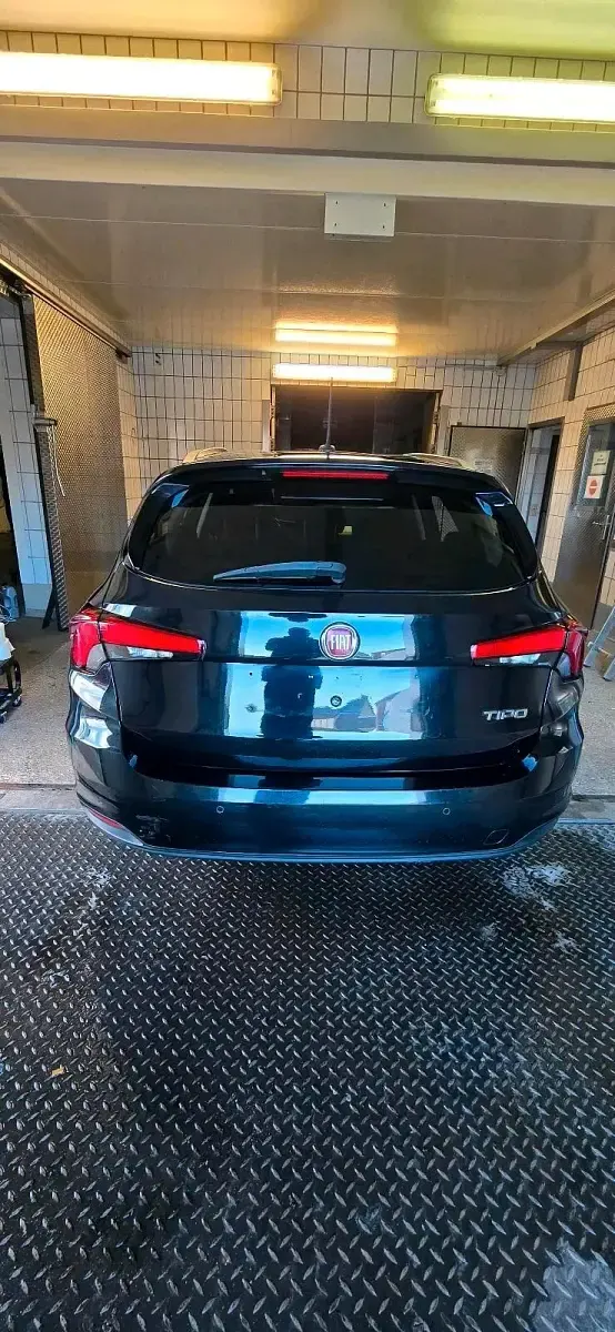Gebraucht Fiat Tipo 120 PS (88 kW) 2017 Blau Kombi