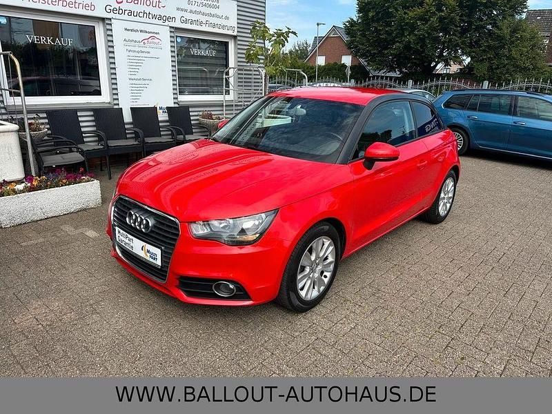 Używany Audi A1 Sport 122 KM (89 kW) 2011 Czerwony Hatchback