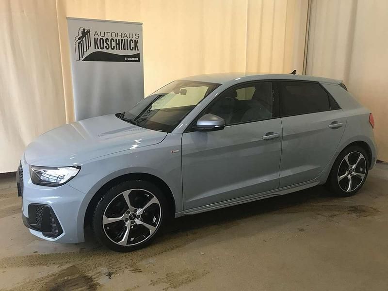 Gebraucht Audi A1 S-Line 207 PS (152 kW) 2023 Pfeilgrau perleffekt SUV