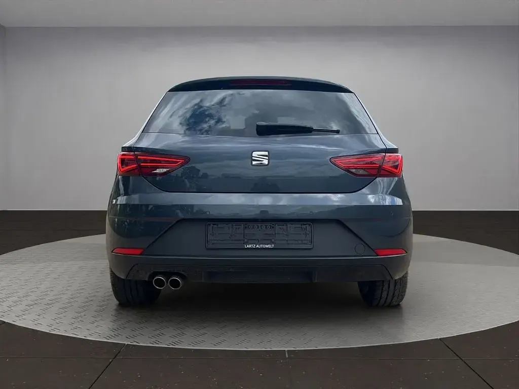 Gebraucht Seat Leon FR 131 PS (96 kW) 2019 Grau Limousine