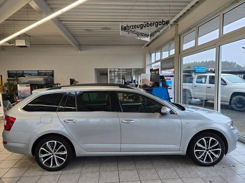 Gebraucht Skoda Octavia 150 PS (110 kW) 2016 Silber Kombi