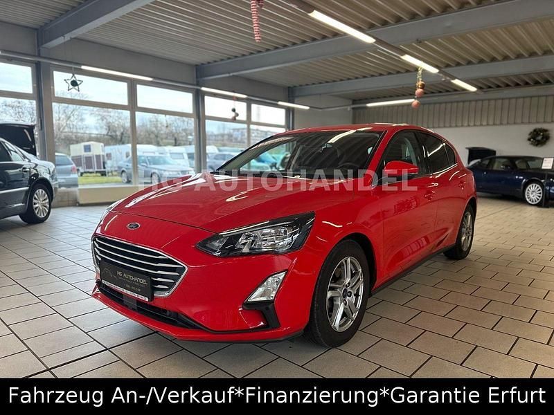Gebraucht Ford Focus 125 PS (91 kW) 2021 Rot Limousine