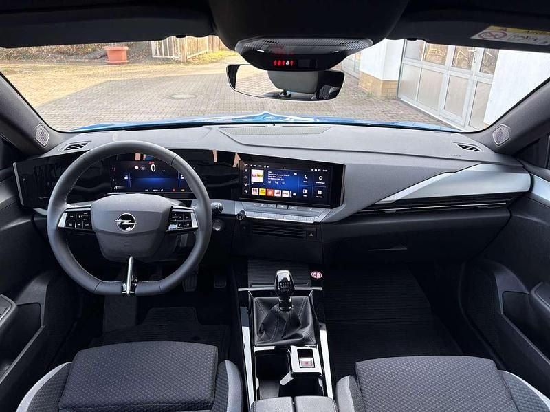 Gebraucht Opel Astra Edition 131 PS (96 kW) 2025 Athletik blau Kombi