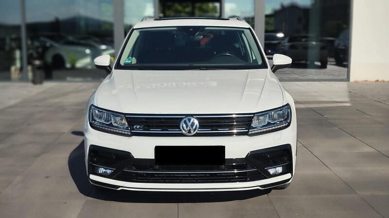 Weiß Gebraucht 2017 VW Tiguan Sound SUV | 15.300 € (Guter Preis) - Bild 1/4