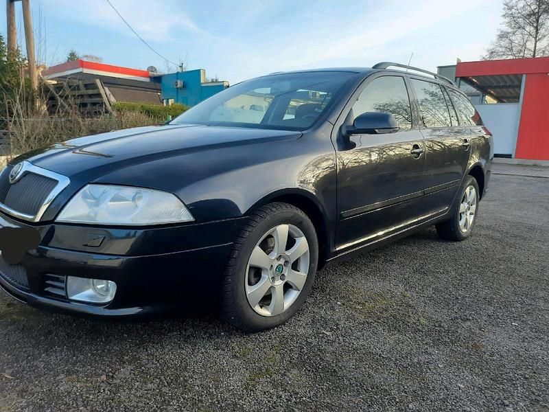 Gebraucht Skoda Octavia Sport 160 PS (117 kW) 2008 Schwarz Kombi