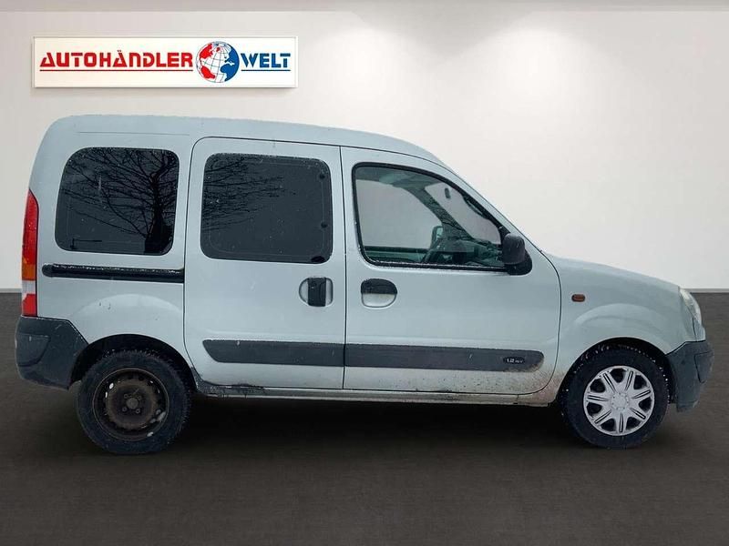 Gebraucht Renault Kangoo Authentique 75 PS (55 kW) 2004 Silber Van / Kleinbus
