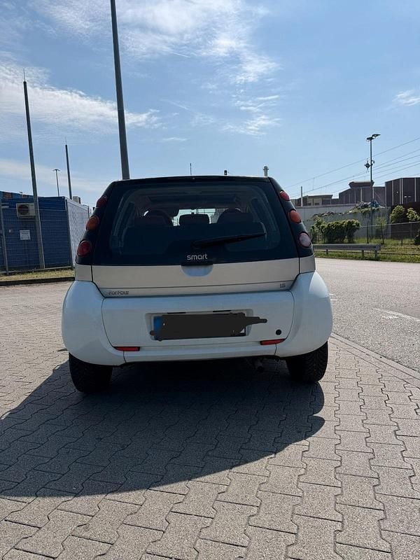 Second-hand Smart ForFour 109 CP (80 kW) 2006 Alb Hatchback