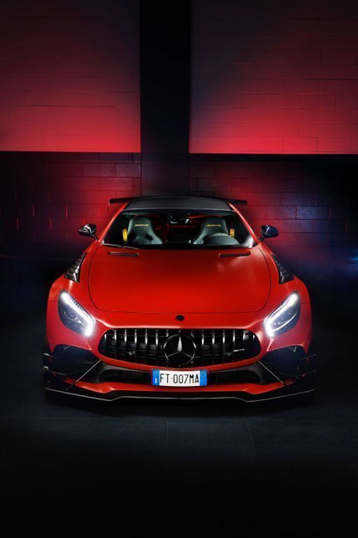 Blau Gebraucht 2018 Mercedes AMG GT R AMG Coupé | 179.900 € - Bild 1/4