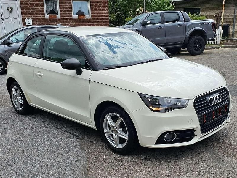 Amalfiweiss Gebraucht 2014 Audi A1 Attraction Kleinwagen | 7.390 € (Fairer Preis) - Bild 1/4