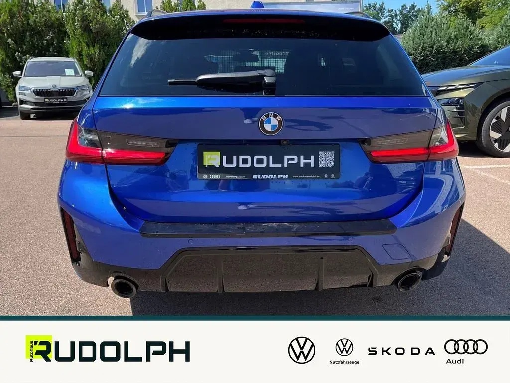 Gebraucht BMW 320 M Sport 190 PS (139 kW) 2023 Portimao blau metallic Kombi