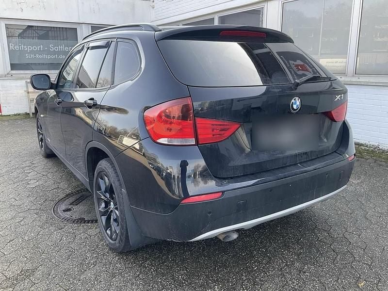Gebraucht BMW X1 143 PS (105 kW) 2012 Schwarz SUV