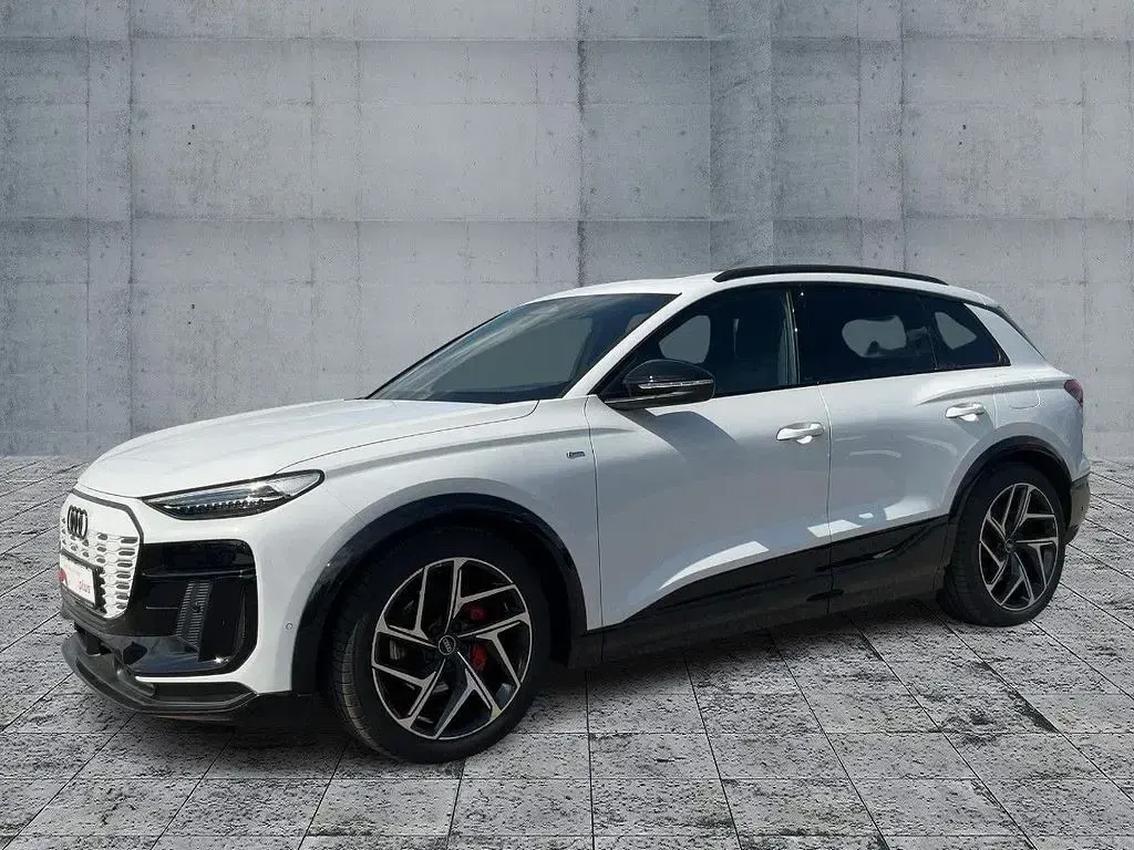 Gebraucht Audi Q6 e-tron S-Line 284 kW (387 PS) 2025 Gletscherweiß metallic SUV